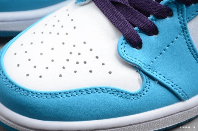 554724-415 Hornets  Mid 1 Jordan 0314